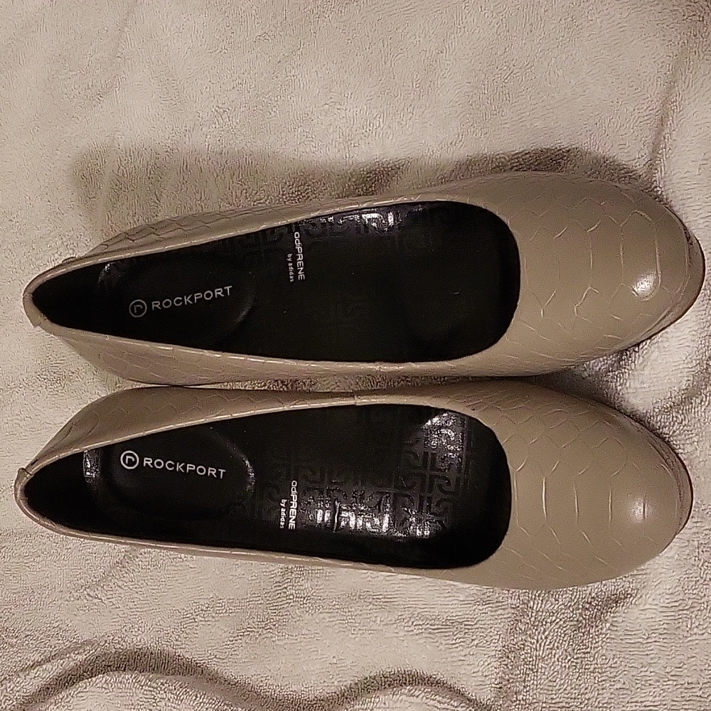 Rockport heels